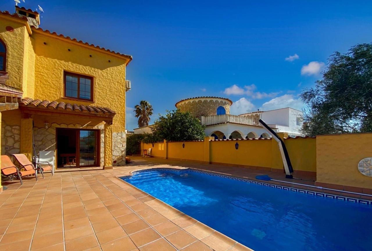 Ampuriahome Villa Hosting 15, Pool & Mooring 艾姆布里亚布拉瓦 外观 照片