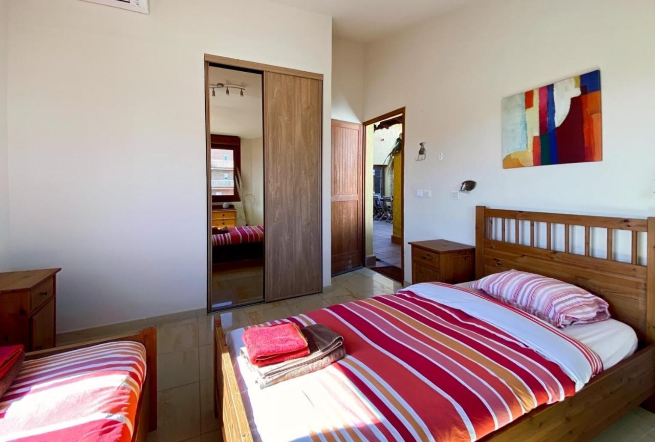 Ampuriahome Villa Hosting 15, Pool & Mooring 艾姆布里亚布拉瓦 外观 照片